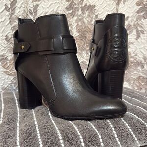 Tory Burch.  NWOT Elegant Black Leather Ankle Boots
